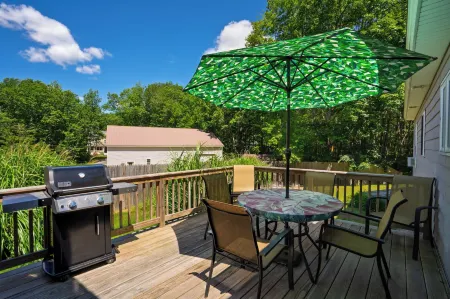 Tranquil Tides Home for 8! Отели в г. Кеннебанкпорт