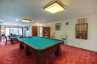 Long Pine Home: 2 Mi to State Recreation Area - homestay