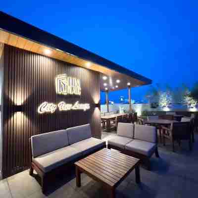 Luxury Cocoon near Fields Avenue Others