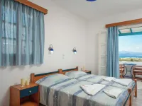 โรงแรม ทรี เลคส์ โรงแรมใกล้หาด Plaka Beach