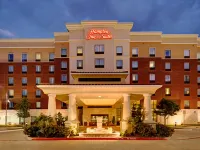 Hampton Inn & Suites Dallas-Lewisville/Vista Ridge Mall Hotels in Denton County