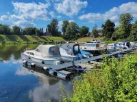 Central, cozy apartment, 50 mts away from the old town in Höxter. Hotels in Höxter