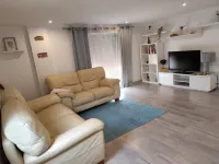 Apartment in the center of Palmela. Close to beaches and mountains!