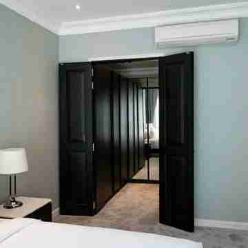 My fully equipped Luxury Apartment with airport pickup Rooms