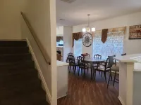 House of Comfort, A centrally located 4 bedroom home. Hotels in Duncanville