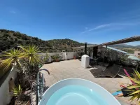 La Bermeja: Terrace with relaxing stargazer bath and stunning views