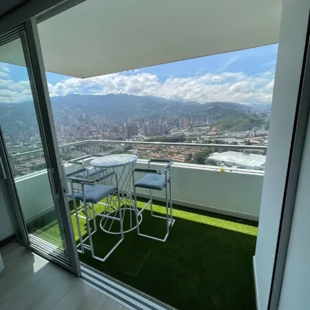PENTHOUSE 40 Floor to enjoy the VIEW OF THE CITY! Awesome huge apartment 127 sm