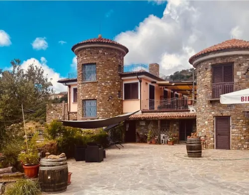 "Sea, mountains and hills - an oasis of relaxation embedded in nature Hotel a San Mauro Cilento