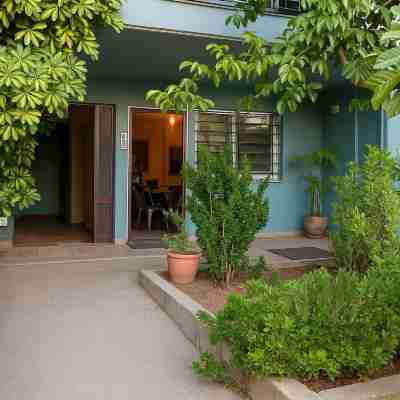 Urban Living Minicasa Nomad - Kalamata s Hideaway Hotel Exterior