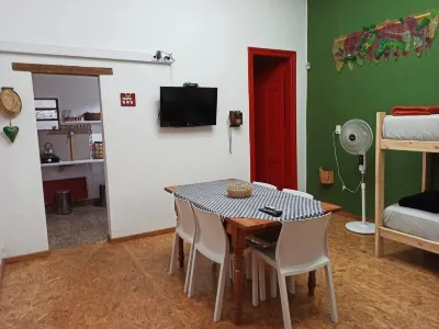 Bella Casa 110m2 - Centro - Patio - BBQ 住宿飯店