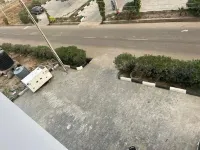 Metrohut Service Apartments