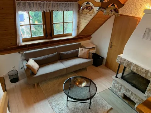 Romantic vacation apartment with fireplace in the Thuringian Forest. Quiet location! Отели в г. Заале-Орла