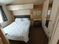 A rare and cosy air-conditioned caravan based on a beautiful family-owned site