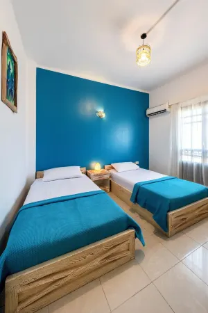 Full-furnished spacious apartment with rooftop and sea view