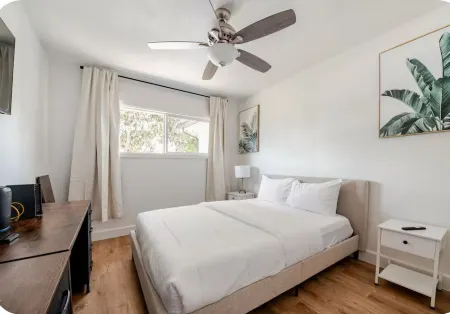 “Charming 3BR Retreat-Family-Friendly-Near Top Attractions!