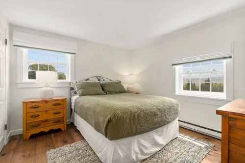 Autumn Escape with Tennis Court and Stunning Foliage