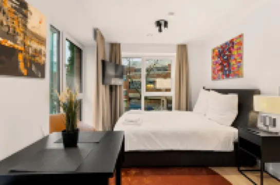 Central apartment between train station and city center