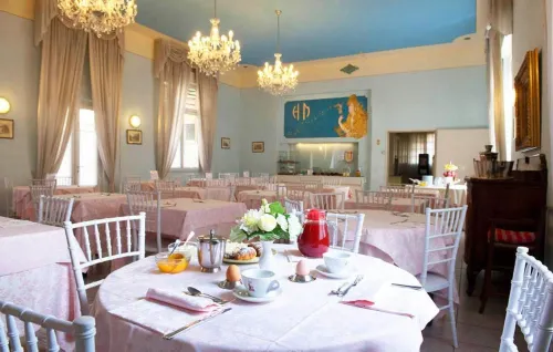 Viareggio Rooms Facing the Sea - Homestays