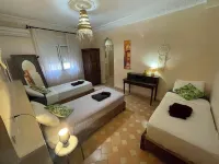 INCREDIBLE VILLA:ESCALE PARADIS/11 bdrms/9 baths/23 beds/25pers/ 2 pools/ chef Hotels in Awrir