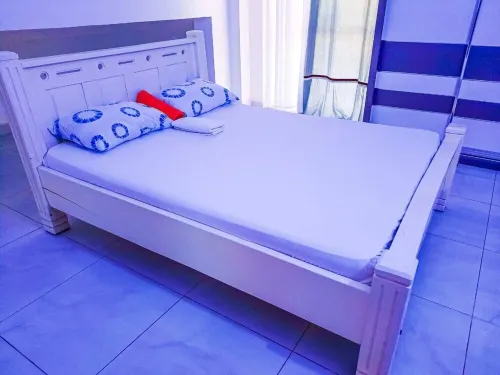 2 Bedrooms Apt Bombolulu