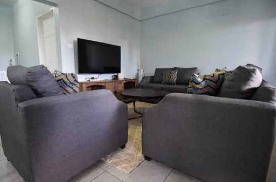 2-bedroom apartment in delightful River Doree Choiseul with WiFi, AC.