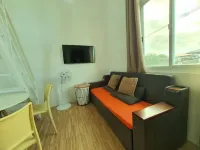 Lifestyle Stay - Happy Loft - Unit B8 Hotels near Carmona Circle Landmark