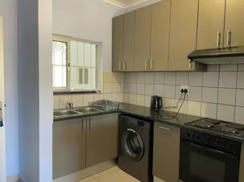 Short Stay Let in Klein Windhoek - Please check with us before booking