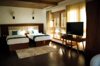 33rd Executive Suites