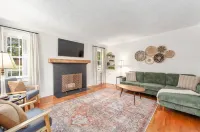 Historic Westwood Cottage, 3 bedroom, sleeps 6