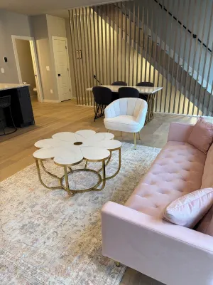 2 bed - pink paradise near Easley SC Silos, Downtown Greenville/ Clemson Tigers