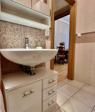 리버사이드 아파트 거실