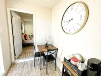 Vibrant Studio near Eastern Florida State College!