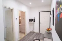 Charming Two-Bedroom Apartment in Downtown Cremona