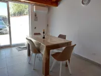 Casa Asprigna is located in Aspra, one of the most characteristic seaside villages.