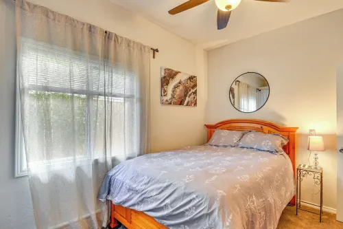 Guest Suite in Portland Area w/ Shared Patio - Homestays