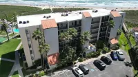 Top Floor - Ultimate Beachfront Luxury Remodeled - 4-Star