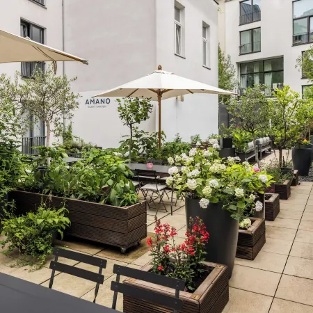 Hotel Amano Rooms & Apartments Отели рядом с достопримечательностью «Старое гарнизонное кладбище»