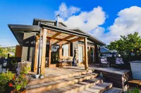 Beach House on Beachville Hotels near Sumner