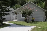 8th Green Cottage "A relaxing Oasis in the city" Hotels near Orlando Museum of Art