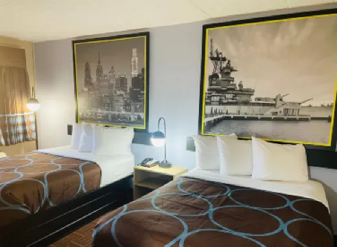 速8飯店-由溫德姆管理-格洛斯特