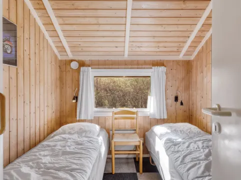 "Emili" - 300m from the sea