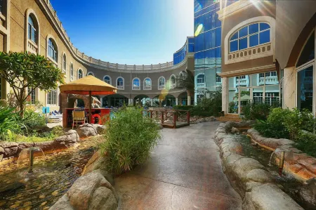 Sharjah Premiere Hotel & Resort