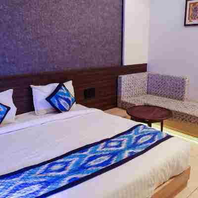 Hotel Dwarika by Vrinda Rooms