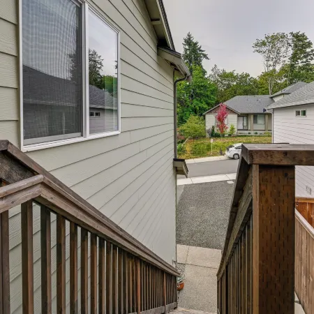 Modern Seatac Gem w/ Fireplace & Smart Tvs!