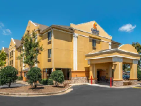 コンフォート・イン＆スイーツ・アトランタ/スミーナ スマーナのホテル