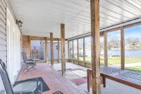 Waterfront home with dock, pool and hot tub! NOTRE DAME FOOTBALL