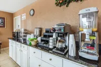 Rodeway Inn Prattville I-65 - breakfast