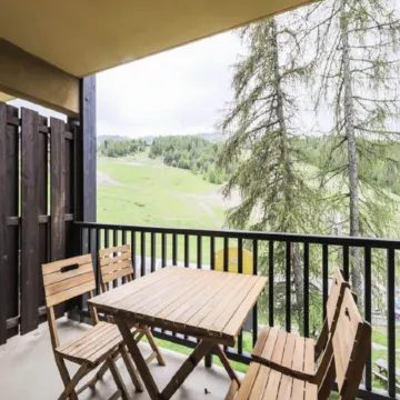 Residence Les Trois Soleils Отели в г. Ле Деволюи