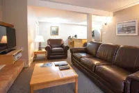 Panorama Vacation Retreat at Horsethief Lodge