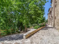 Apartment in Ripabottoni with Panoramic Views Hotels in 